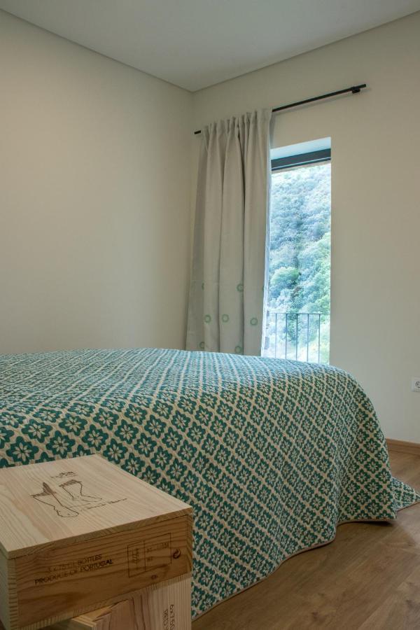 Dois Lagares House Bed & Breakfast ปินเญา ภายนอก รูปภาพ