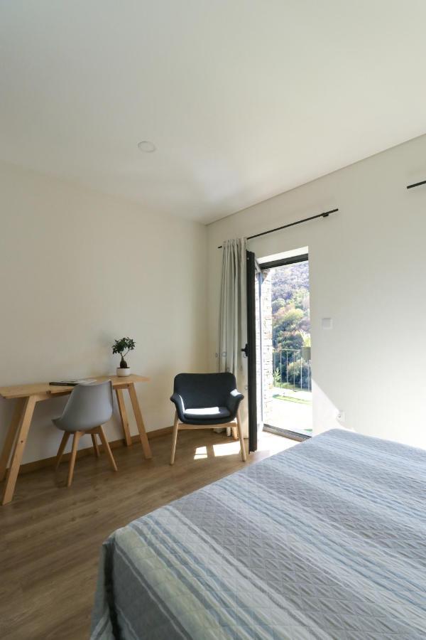 Dois Lagares House Bed & Breakfast ปินเญา ภายนอก รูปภาพ
