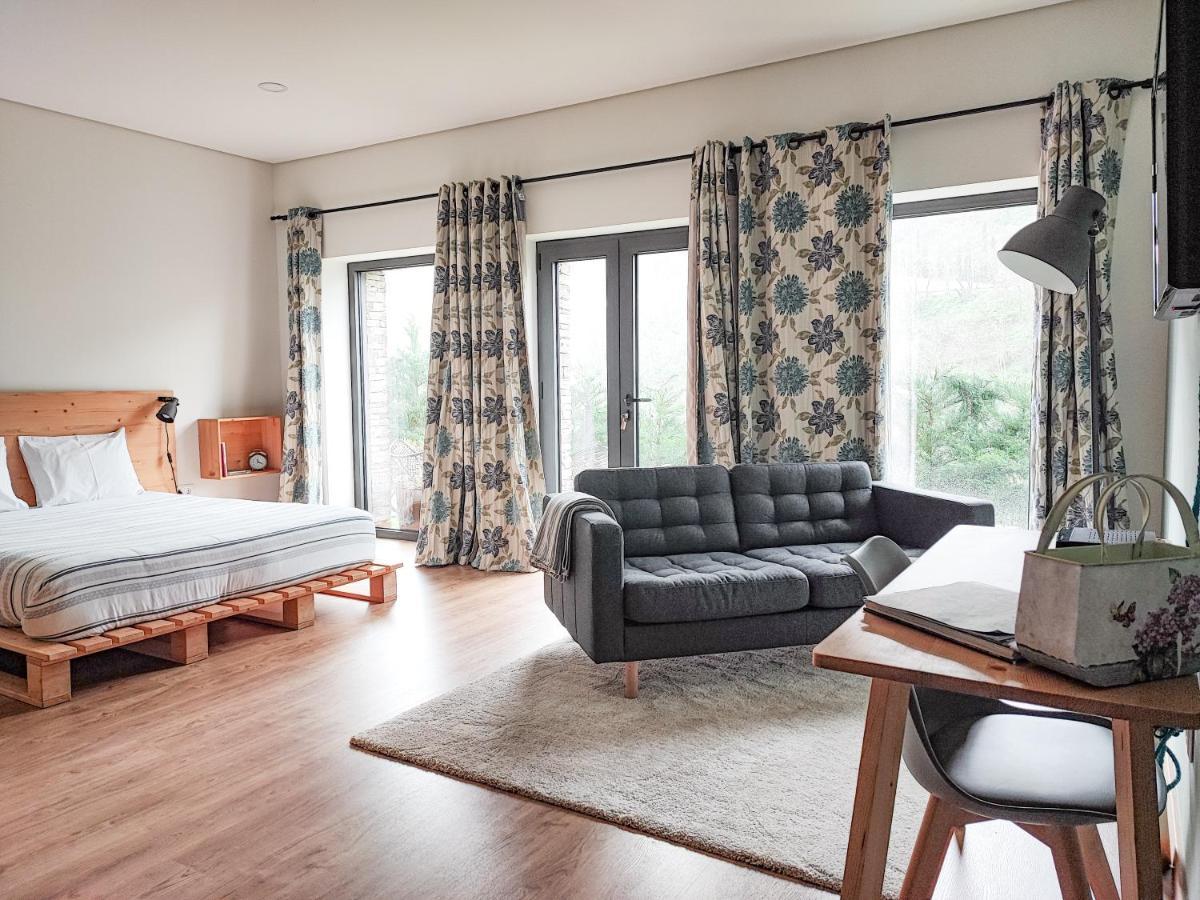 Dois Lagares House Bed & Breakfast ปินเญา ภายนอก รูปภาพ